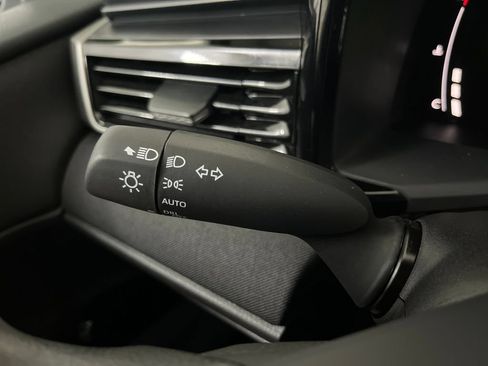 Used 2025 Toyota Camry LE w/ Convenience Package FWD image 61