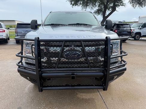 Used 2021 Ford F250 XL w/ STX Appearance Package AWD/4WD image 2