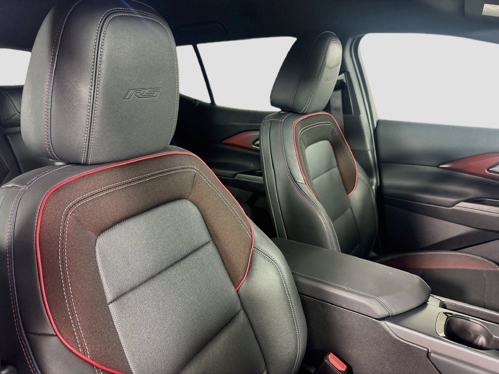 Certified 2024 Chevrolet Equinox EV RS AWD/4WD image 30