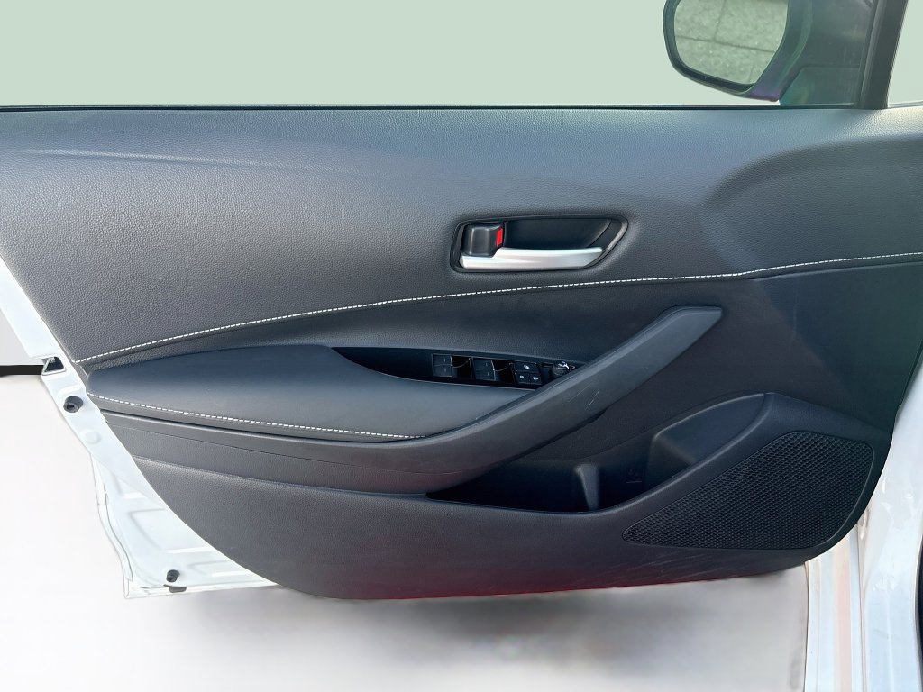 Used 2022 Toyota Corolla SE w/ Carpet Mat Package (TMS) FWD image 23