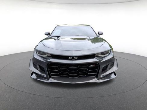 Used 2018 Chevrolet Camaro ZL1 RWD image 8