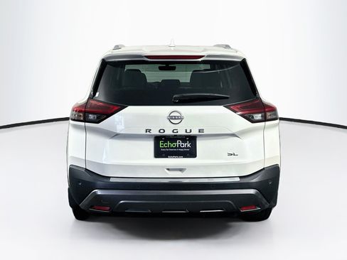 Used 2023 Nissan Rogue SL w/ SL Premium Package FWD image 7