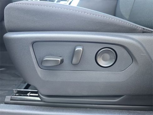 New 2026 GMC Sierra 1500 Elevation image 18