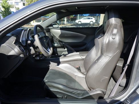 Used 2015 Chevrolet Camaro SS w/ SS Performance Package image 15