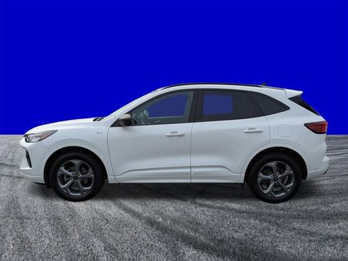 Certified 2023 Ford Escape ST-Line AWD/4WD image 7