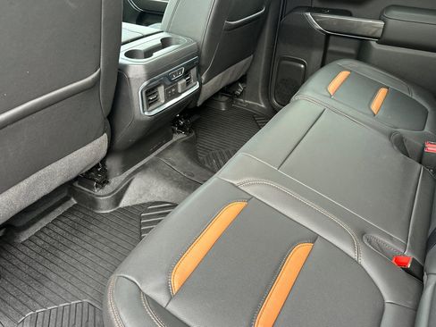 Used 2020 GMC Sierra 2500 AT4 w/ AT4 Premium Package image 13