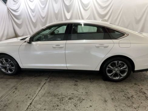 Used 2023 Honda Accord EX image 9