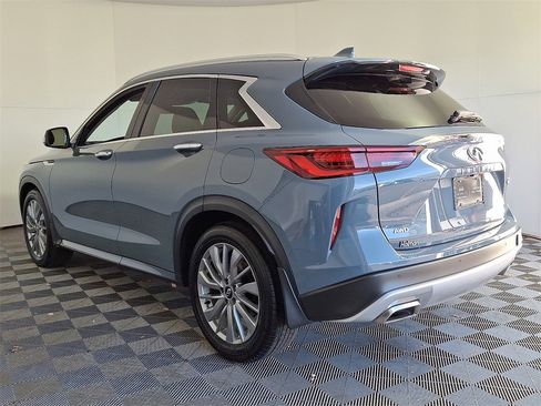 Certified 2025 INFINITI QX50 Luxe image 9