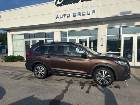 Used 2019 Subaru Ascent Limited AWD/4WD image 2