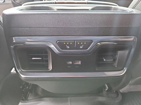 Used 2025 Chevrolet Silverado 3500 High Country w/ High Country Premium Package image 23