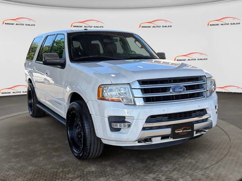 Used 2015 Ford Expedition Platinum AWD/4WD image 5