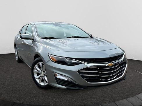 Used 2024 Chevrolet Malibu LT image 1