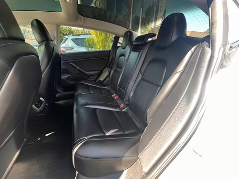 Used 2019 Tesla Model 3 Long Range AWD/4WD image 13