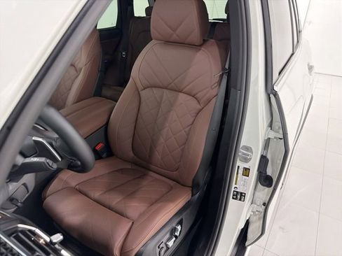 Used 2026 BMW X5 xDrive40i w/ Climate Comfort Package AWD/4WD image 13