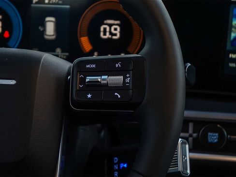 New 2026 Hyundai Santa Fe SE image 18