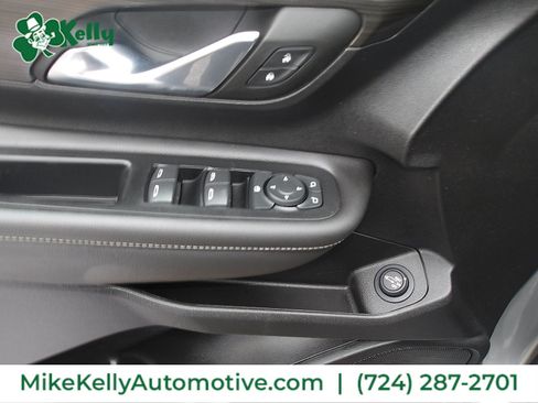 Used 2023 GMC Terrain SLE w/ Driver Convenience Package AWD/4WD image 15