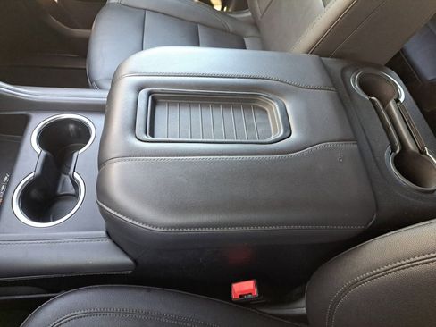 Used 2022 Chevrolet Tahoe Z71 w/ Luxury Package image 30