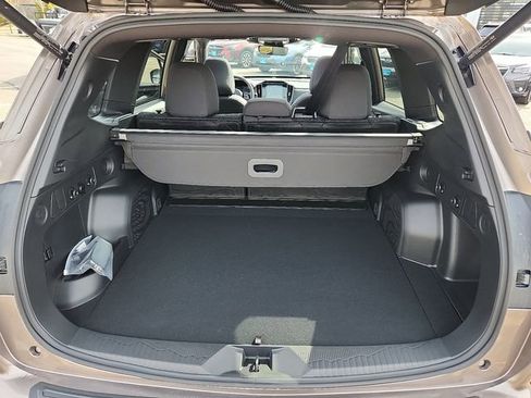 Used 2025 Subaru Forester Premium image 28