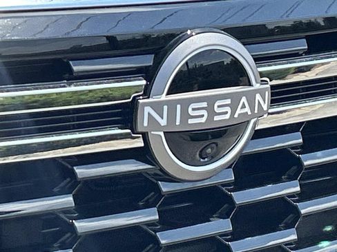 New 2026 Nissan Armada SL w/ Captain's Chari Seat Package AWD/4WD image 11