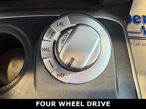 Used 2023 Toyota 4Runner Limited AWD/4WD image 19