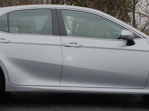 Used 2024 Toyota Camry LE image 4