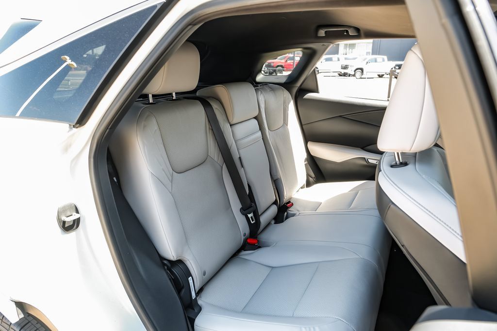 Used 2024 Lexus RX 350 Premium w/ Accessory Package (Z1) AWD/4WD image 47
