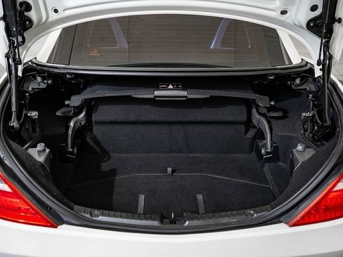 Used 2015 Mercedes-Benz SLK 250 image 20