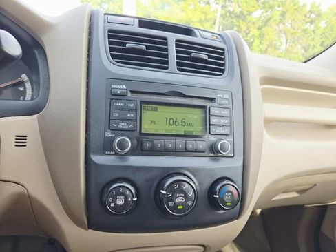 Used 2009 Kia Sportage LX FWD image 14