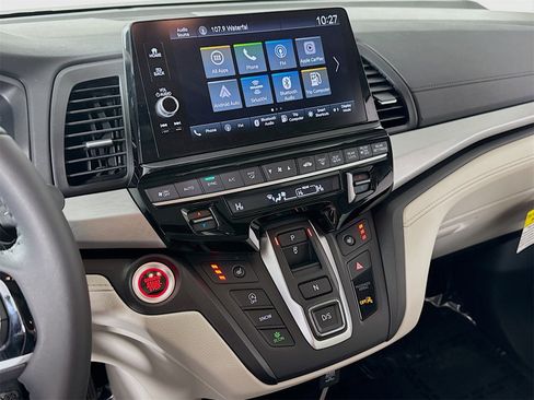Certified 2026 Honda Odyssey EX-L image 16