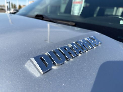 Used 2020 Chevrolet Silverado 1500 LT w/ All-Star Edition image 10