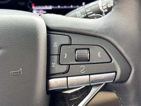 Certified 2024 Cadillac Escalade ESV Premium Luxury w/ Performance Package RWD image 34