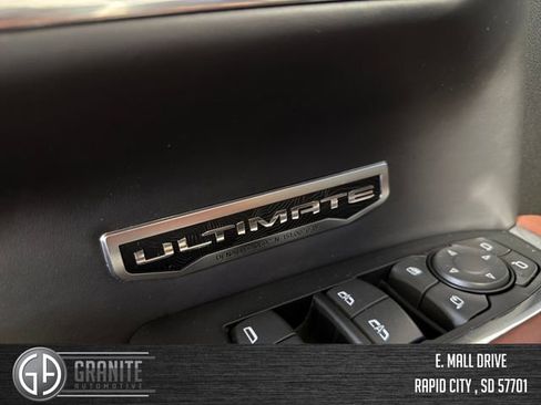 Used 2023 GMC Sierra 1500 Denali Ultimate AWD/4WD image 32