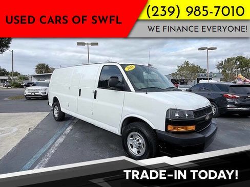 Used 2018 Chevrolet Express 2500 Extended image 1