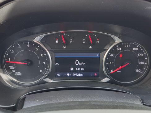 Used 2022 GMC Terrain SLT w/ Tech Package FWD image 18