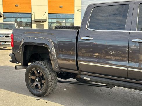 Used 2015 GMC Sierra 2500 Denali w/ Duramax Plus Package image 4