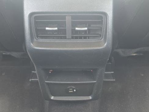 Used 2022 Ford Edge SE w/ Black Appearance Package AWD/4WD image 19