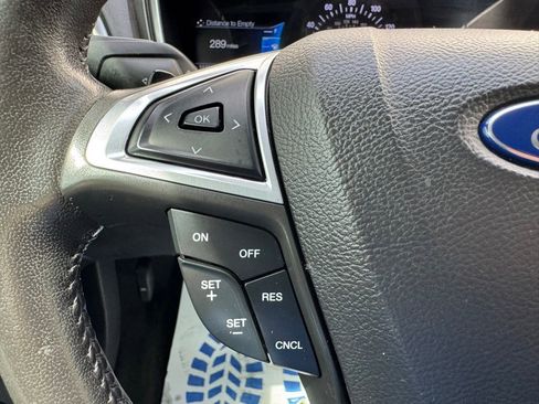 Used 2016 Ford Fusion Titanium FWD image 19
