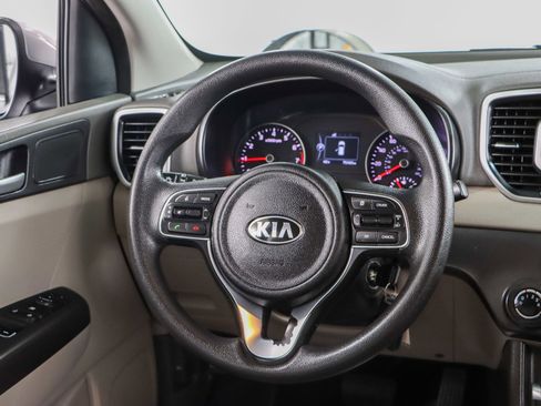 Used 2019 Kia Sportage LX image 12