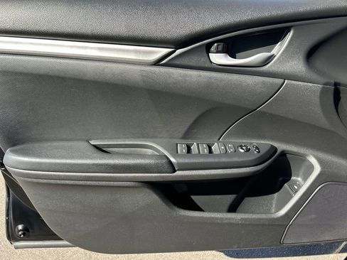 Used 2019 Honda Civic Sport image 21