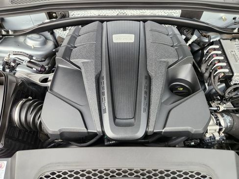 Used 2019 Porsche Macan S AWD/4WD image 34