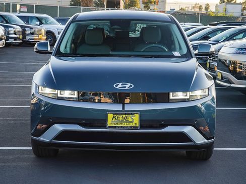 New 2026 Hyundai Ioniq 5 SEL image 2