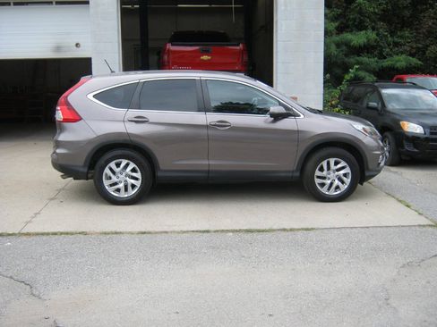 Used 2015 Honda CR-V EX image 4
