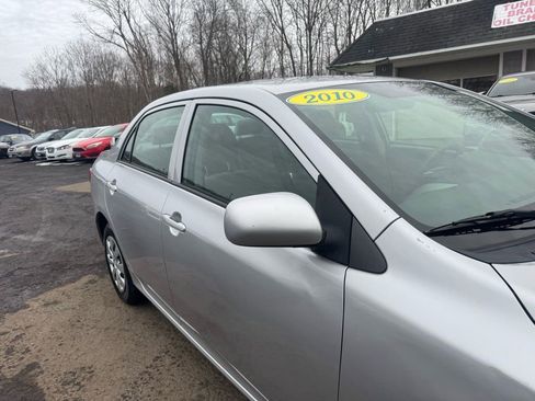 Used 2010 Toyota Corolla image 10