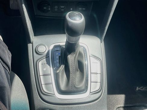 Used 2021 Hyundai Kona SEL Plus w/ Cargo Package FWD image 16
