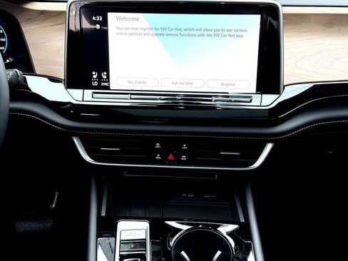New 2026 Volkswagen Atlas SE FWD image 21