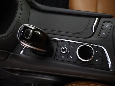 Used 2020 Cadillac XT5 Premium Luxury image 52