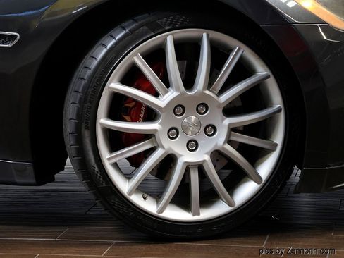 Used 2012 Maserati GranTurismo S RWD image 3