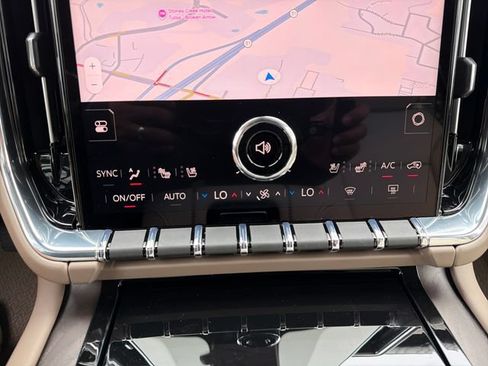 New 2026 GMC Yukon Denali w/ Advanced Technology Package AWD/4WD image 14