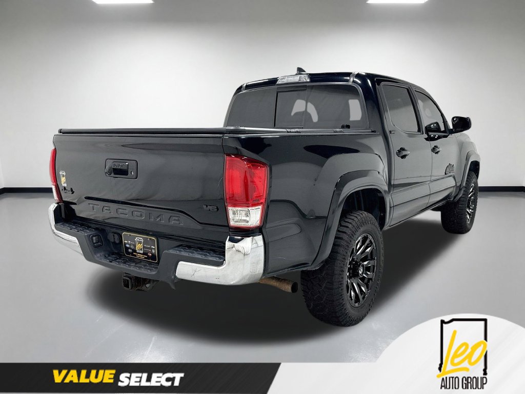 Used 2019 Toyota Tacoma SR5 AWD/4WD image 7