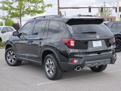 Certified 2023 Honda Passport TrailSport image 18